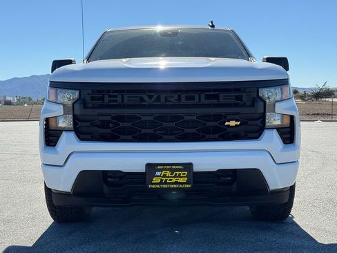 Used 2023 Chevrolet Silverado 1500 Custom image 12