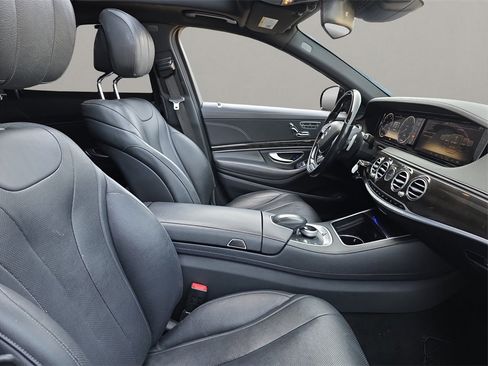 Used 2014 Mercedes-Benz S 550 Sedan image 16