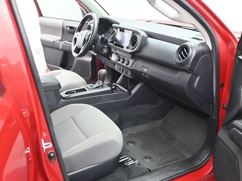 Used 2021 Toyota Tacoma SR5 image 6