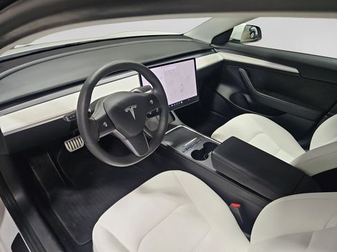 Used 2021 Tesla Model 3 Performance AWD/4WD image 16