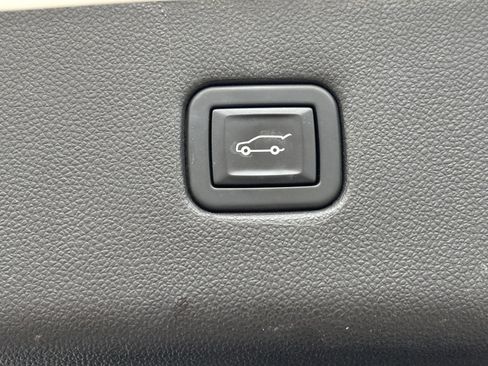 Used 2020 Chevrolet Blazer LT w/ Redline Edition FWD image 7