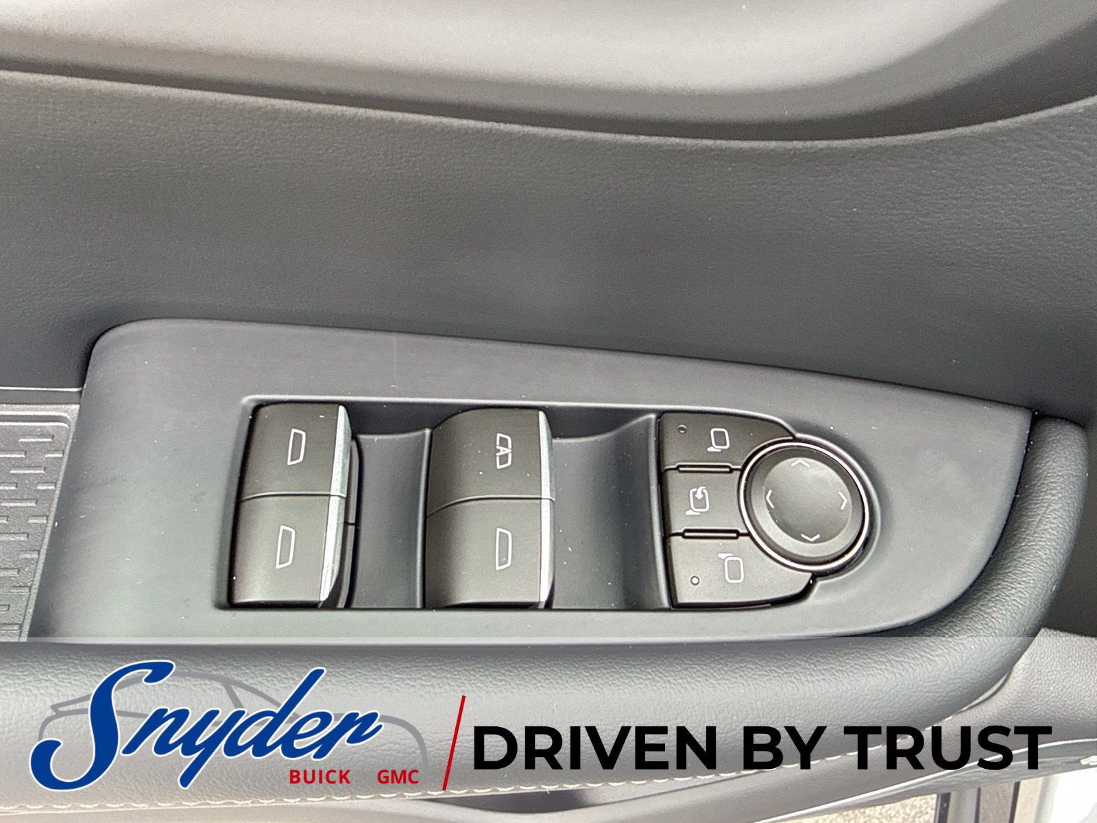 New 2027 Buick Enclave Sport Touring w/ Power Package FWD image 29