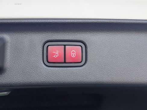 Used 2024 Mercedes-Benz S 580 4MATIC Sedan image 13