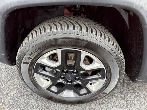 Used 2018 Jeep Compass Trailhawk w/ Safe & Security Group image 14