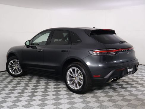Certified 2026 Porsche Macan AWD/4WD image 3