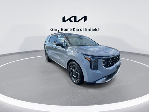 Certified 2025 Kia Carnival SX image 2