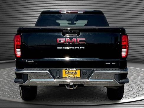 Used 2020 GMC Sierra 1500 SLE w/ SLE Value Package image 5