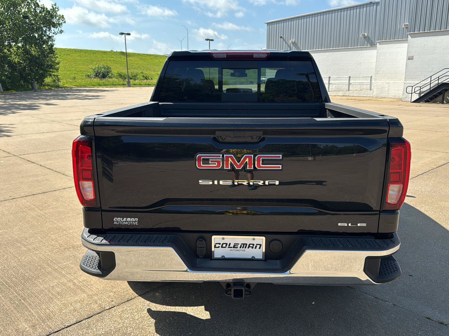 New 2026 GMC Sierra 1500 SLE w/ Preferred Package AWD/4WD image 20