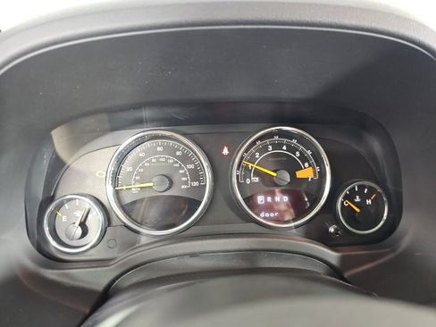 Used 2016 Jeep Compass High Altitude image 14