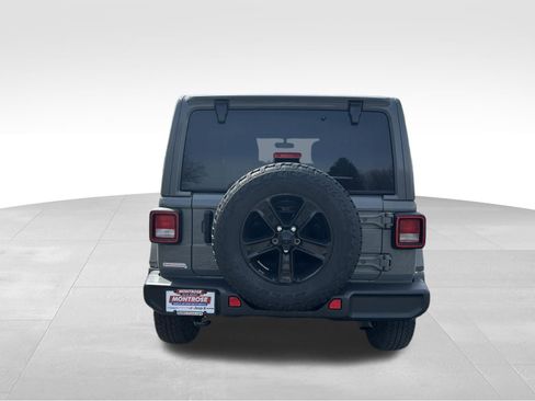 Certified 2023 Jeep Wrangler Sahara AWD/4WD image 5