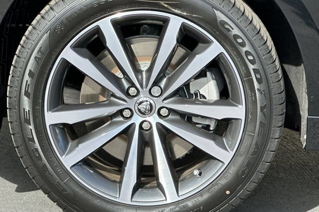 New 2026 Jaguar F-PACE R-Dynamic S AWD/4WD image 25