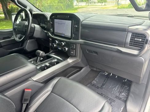 Used 2024 Ford F150 Lariat AWD/4WD image 14