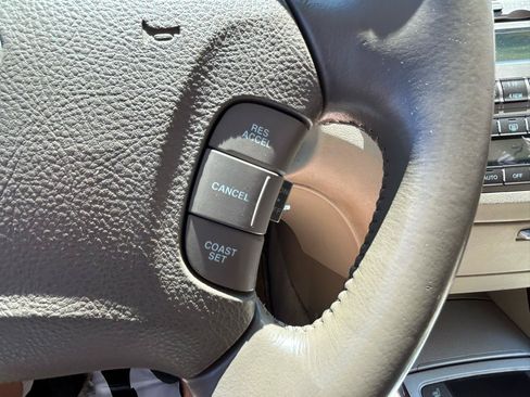 Used 2007 Hyundai Azera Limited FWD image 20
