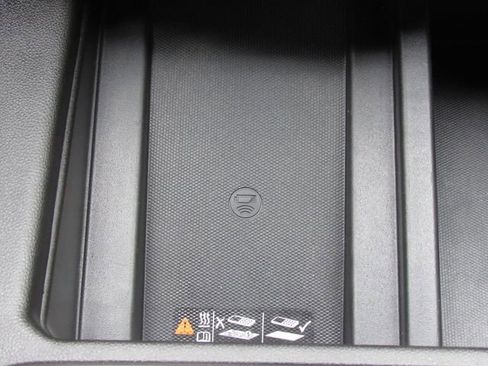 Used 2023 Chevrolet Silverado 3500 High Country image 35