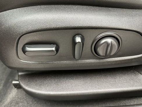 Used 2019 GMC Acadia Denali w/ Technology Package image 12