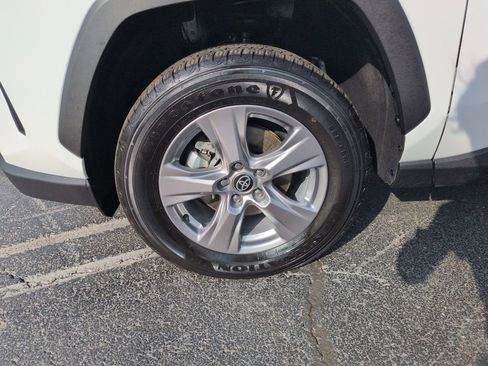 Certified 2025 Toyota RAV4 XLE AWD/4WD image 27