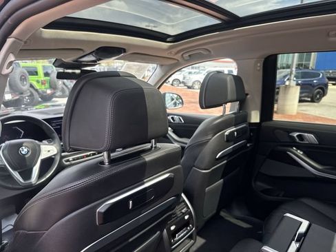 Used 2025 BMW X7 xDrive40i AWD/4WD image 25