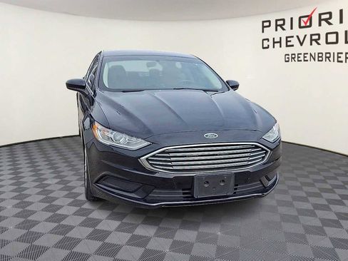 Used 2018 Ford Fusion S image 3