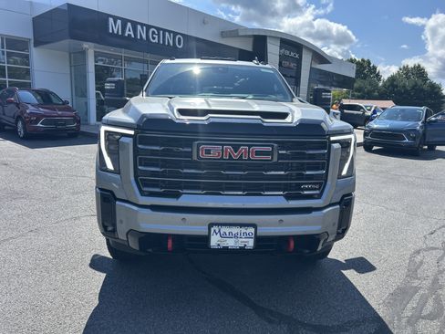 New 2026 GMC Sierra 2500 AT4 w/ Technology Package AWD/4WD image 17