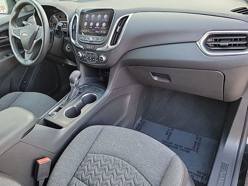 Used 2022 Chevrolet Equinox LT image 13