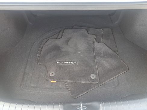 Certified 2024 Hyundai Elantra SEL image 6