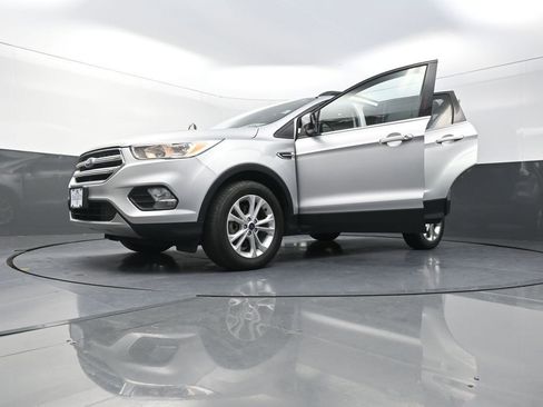 Used 2018 Ford Escape SE AWD/4WD image 33