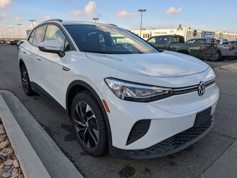 Used 2021 Volkswagen ID.4 Pro w/ ID.4 Protection Package image 3