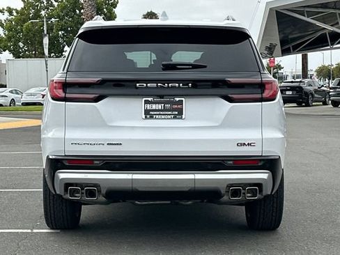 New 2026 GMC Acadia Denali w/ Super Cruise Package AWD/4WD image 4