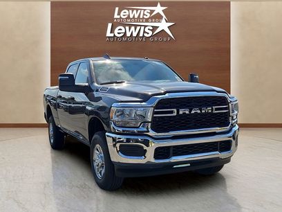 Used 2024 RAM 2500 Tradesman w/ Chrome Appearance Group