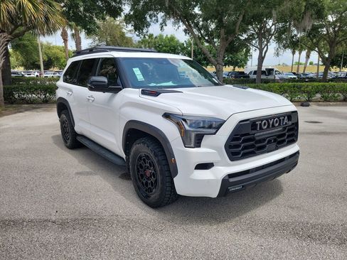 Used 2025 Toyota Sequoia TRD Pro AWD/4WD image 2