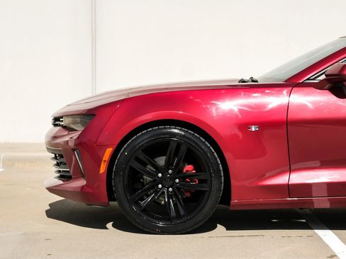 Used 2016 Chevrolet Camaro LT image 20