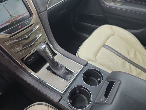 Used 2014 Lincoln MKX AWD w/ Equipment Group 102A image 28