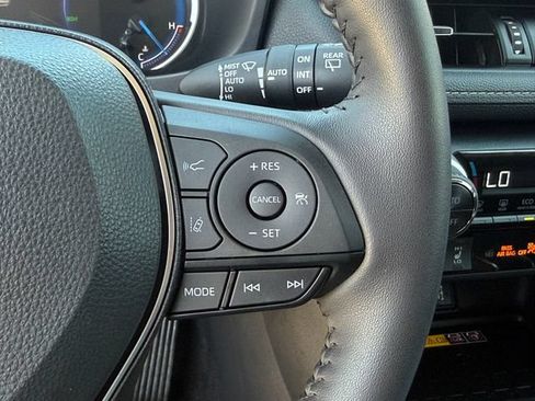 Used 2024 Toyota RAV4 XLE Premium w/ Weather Package AWD/4WD image 17
