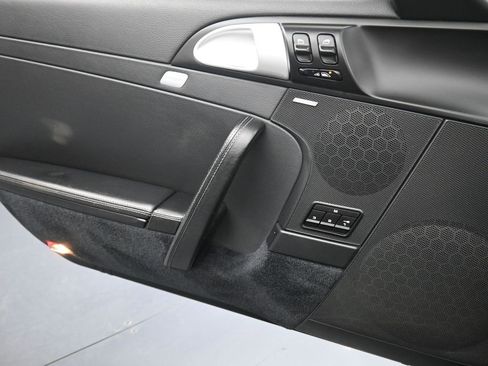 Used 2011 Porsche 911 Carrera GTS image 22