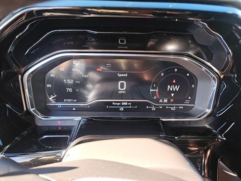 Used 2024 GMC Sierra 1500 SLT w/ SLT Premium Plus Package image 20