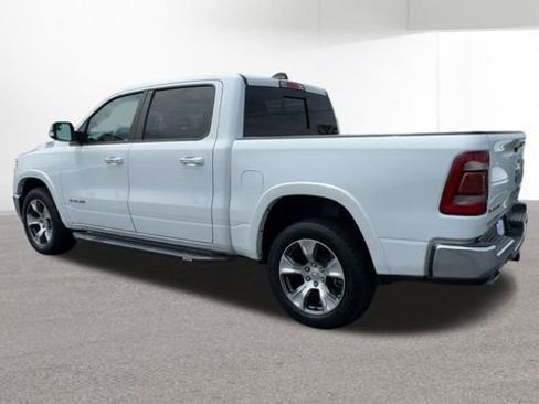Used 2022 RAM 1500 Laramie AWD/4WD image 7