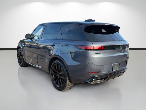 New 2026 Land Rover Range Rover Sport Dynamic SE image 3