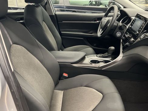 Used 2024 Toyota Camry LE image 23
