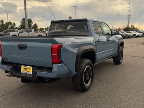 Used 2026 Toyota Tacoma TRD Off-Road AWD/4WD image 8