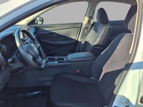 Used 2025 Nissan Sentra S image 21