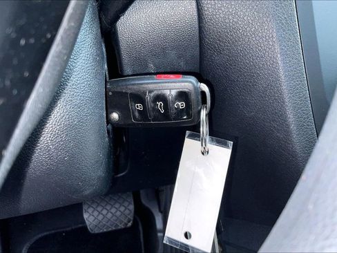 Used 2017 Volkswagen Jetta S image 14