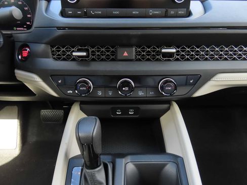 New 2025 Honda Accord SE image 8