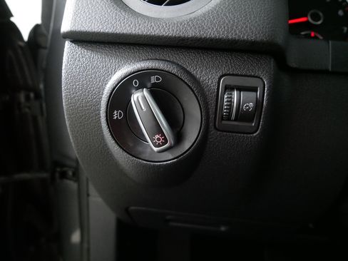 Used 2014 Volkswagen Tiguan SEL image 26