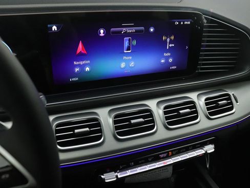 New 2026 Mercedes-Benz GLE 450 4MATIC image 5