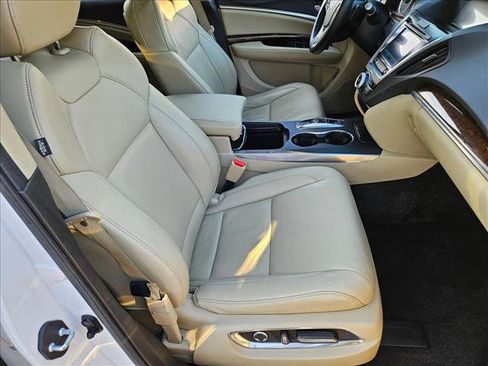 Used 2020 Acura MDX FWD image 19