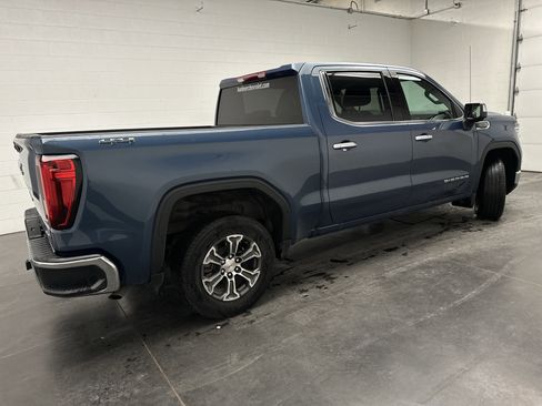 Used 2024 GMC Sierra 1500 SLT image 9