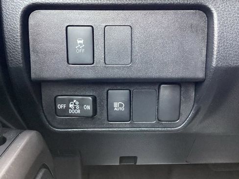 Used 2021 Toyota Tacoma SR5 image 20