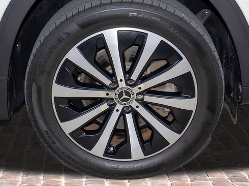 Used 2020 Mercedes-Benz GLB 250 image 41