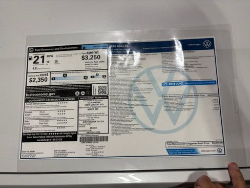 Certified 2026 Volkswagen Atlas SEL AWD/4WD image 33