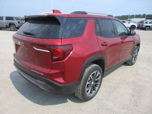 New 2027 GMC Terrain Elevation w/ Elevation Premium Package FWD image 4